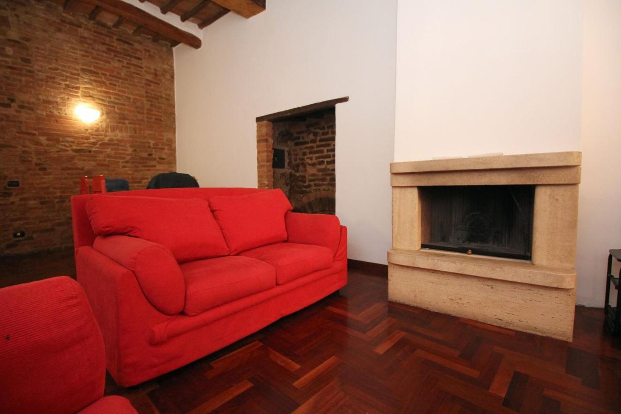 Logge Del Papa Apartment Siena Luaran gambar
